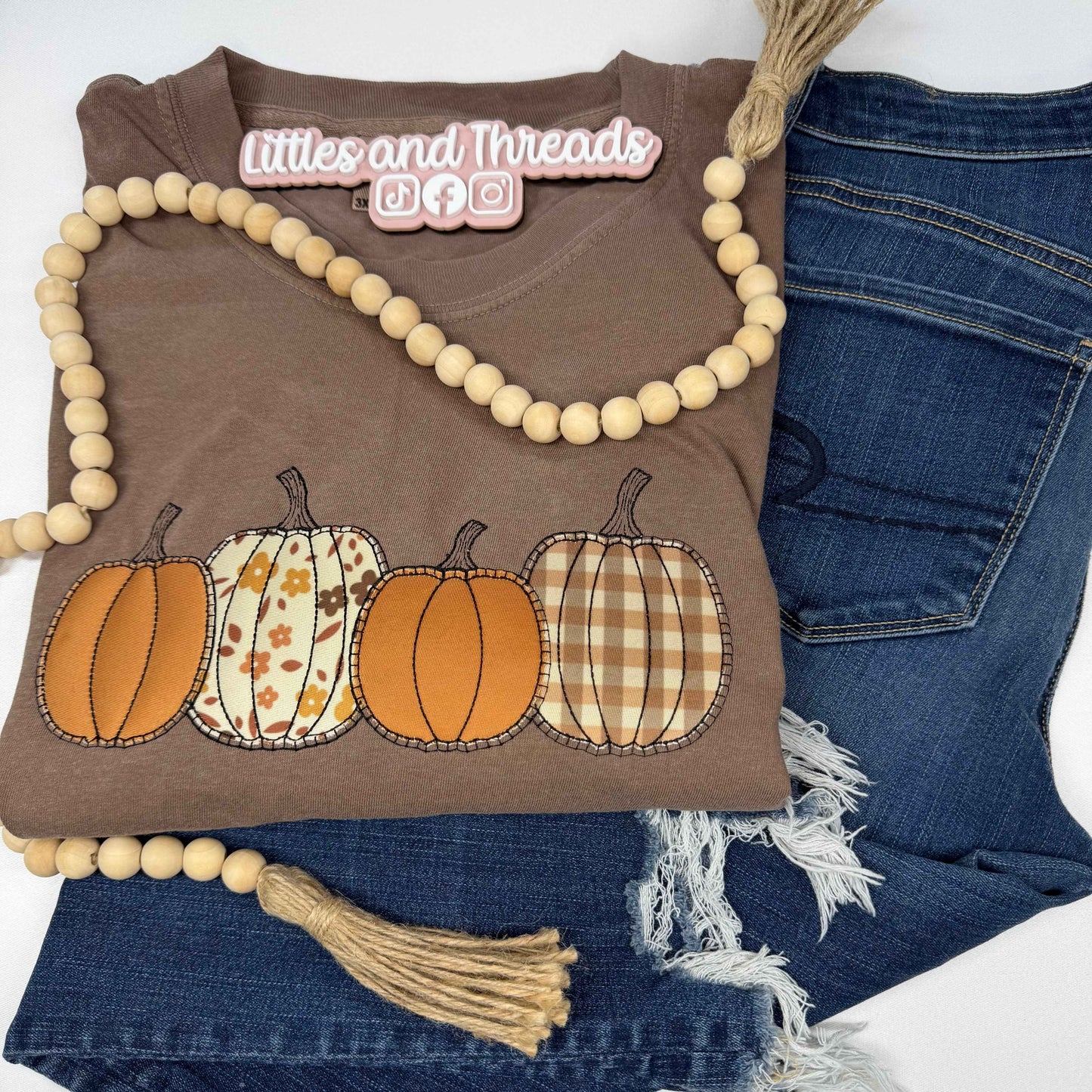 Embroidered appliqué Pumpkin Set Tee