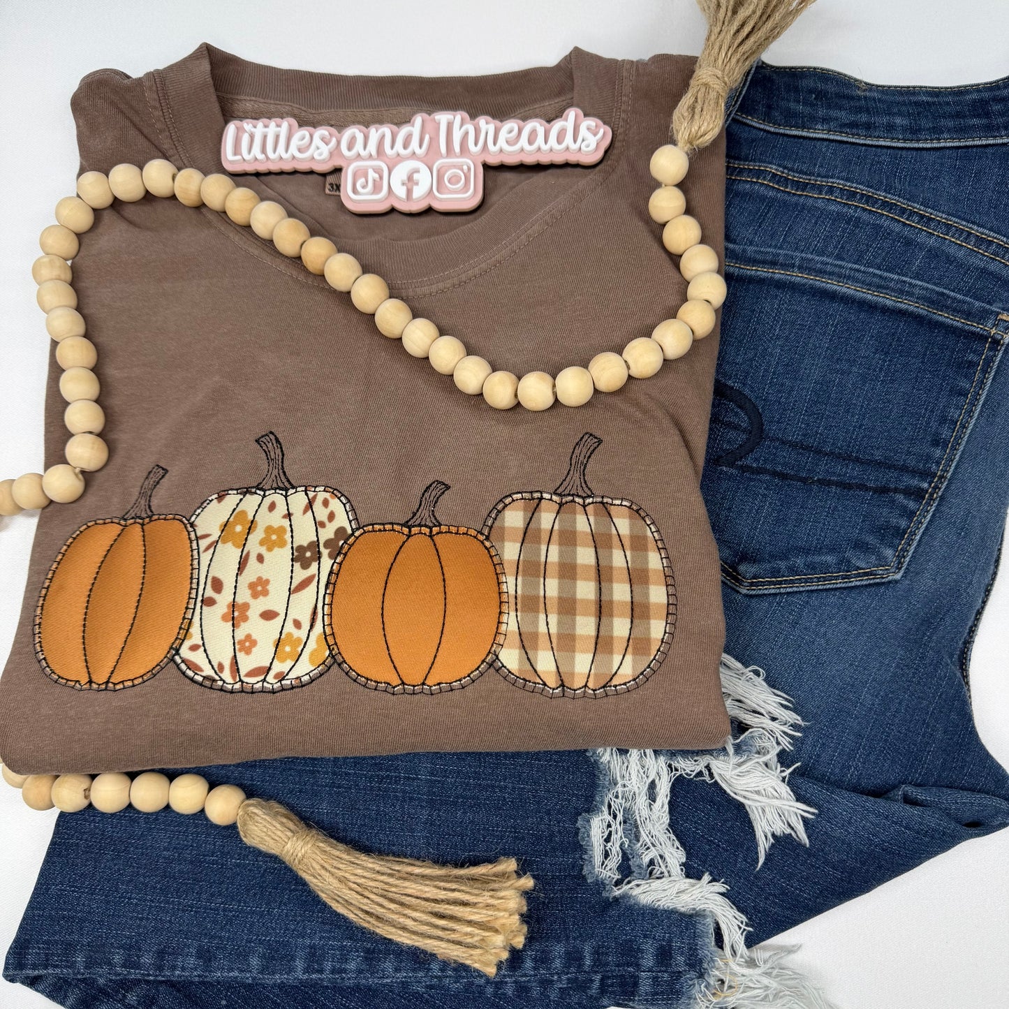 Embroidered appliqué Pumpkin Set Tee