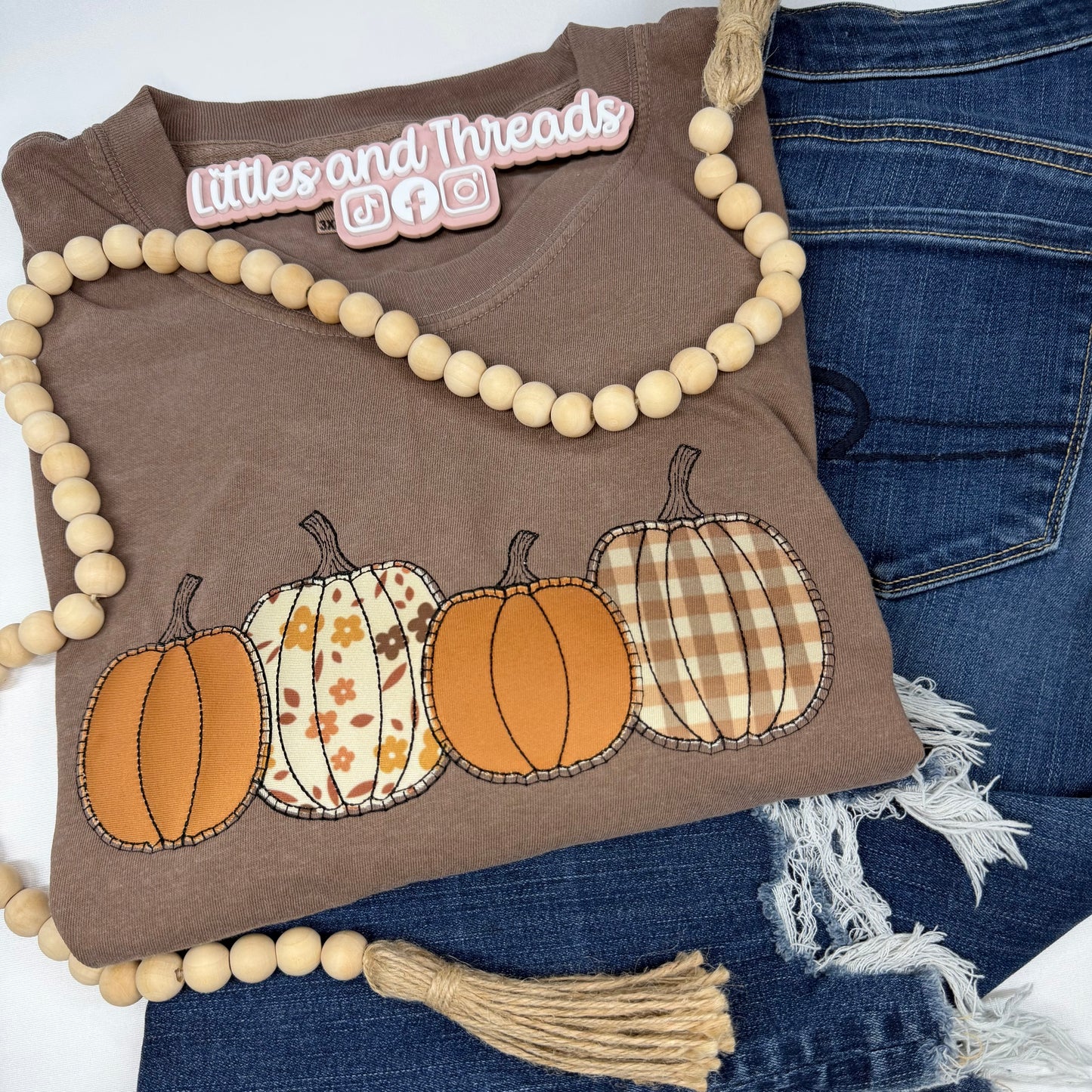 Embroidered appliqué Pumpkin Set Tee